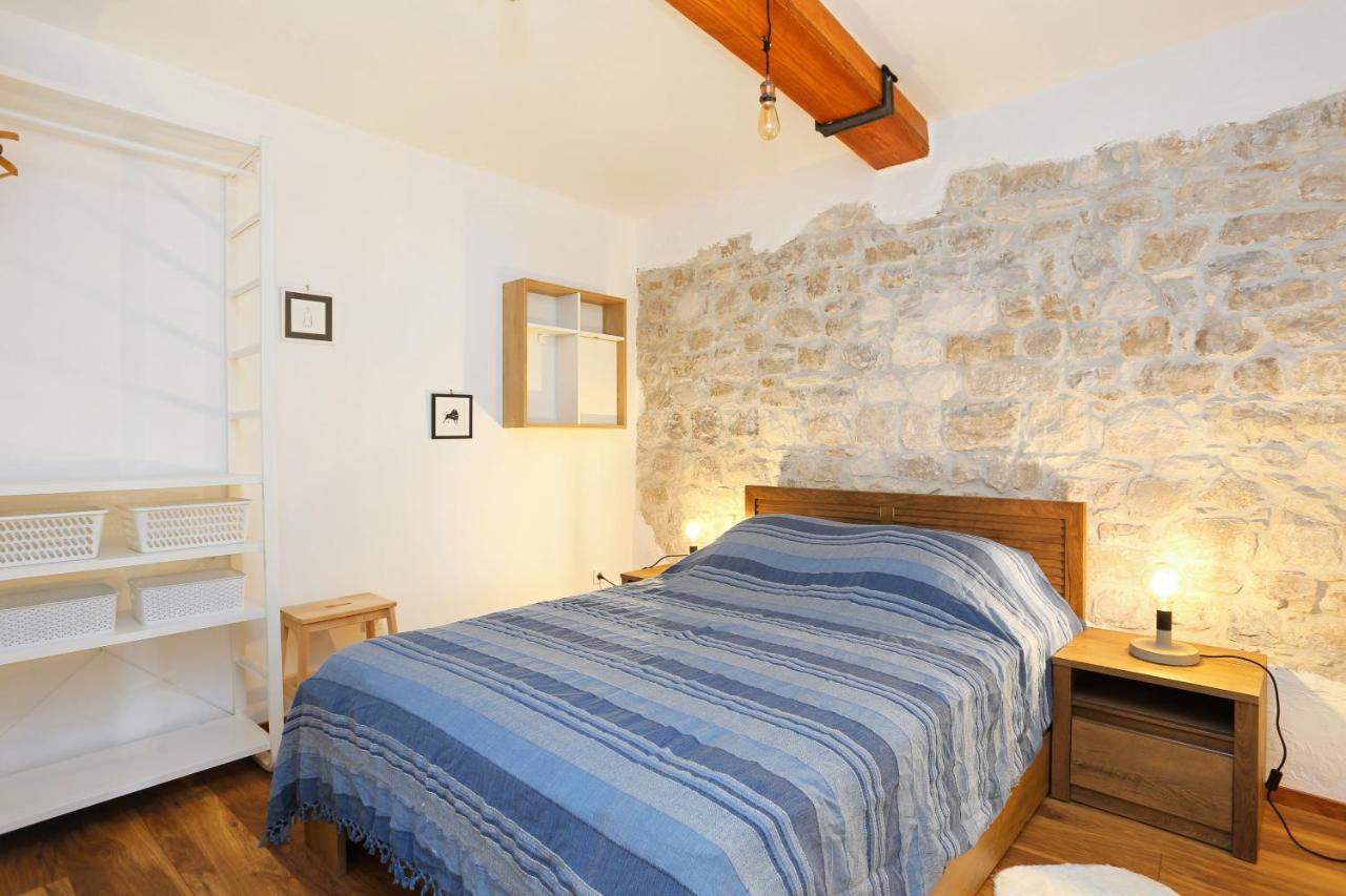 Apartments With A Parking Space Omis - 19051 Exterior foto