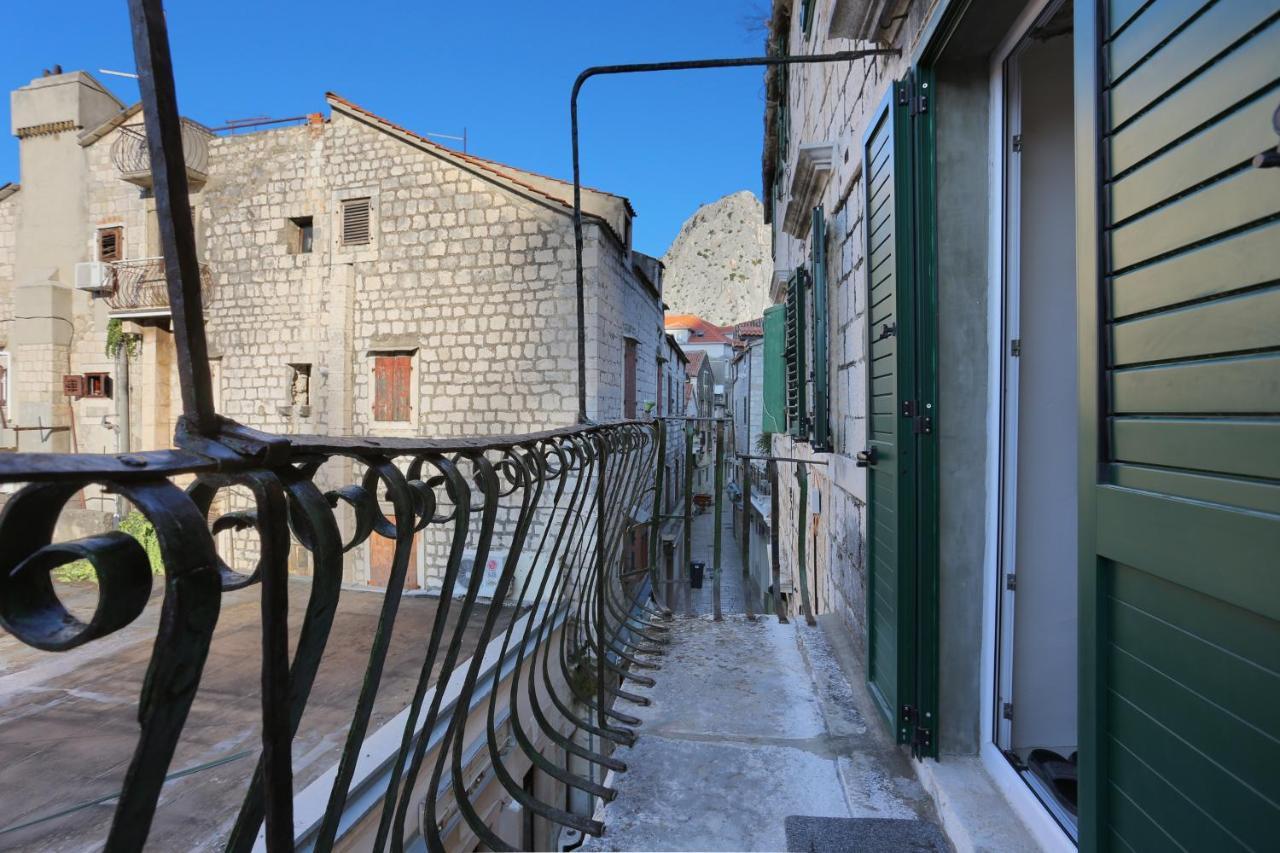 Apartments With A Parking Space Omis - 19051 Exterior foto